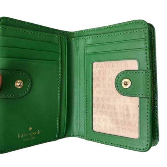 Kate Spade Wellesley Cara Bifold Leather Zip Around Wallet Kelly Green - Picture 3 of 9